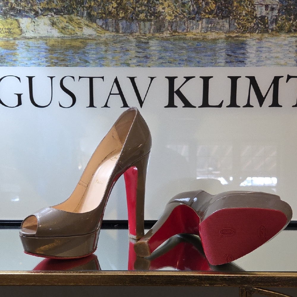 Christian Louboutin Taupe Peep-Toe Pumps 38 Like New!